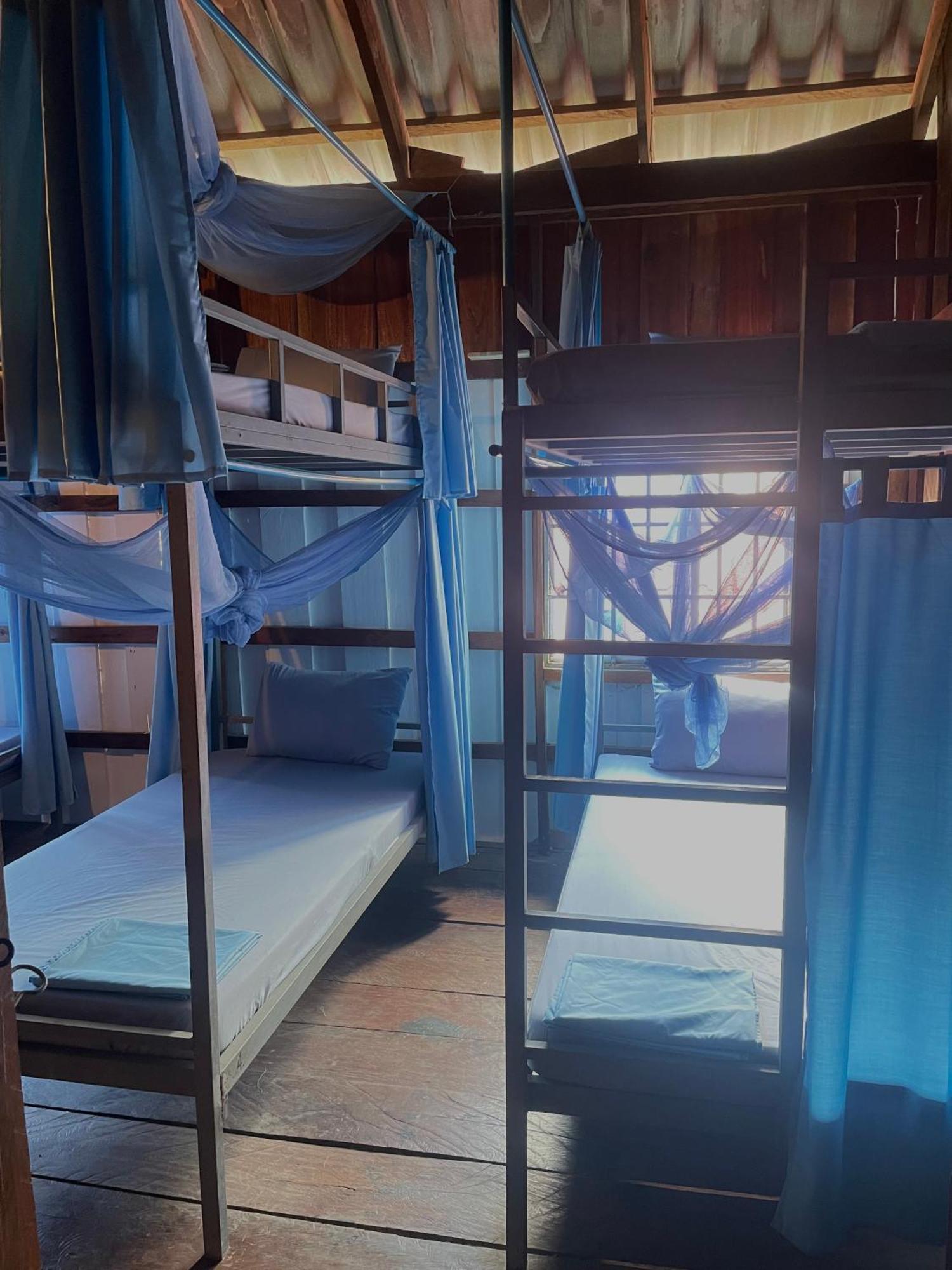 The Hornbill Hostel Ko Rong Sanloem Eksteriør bilde
