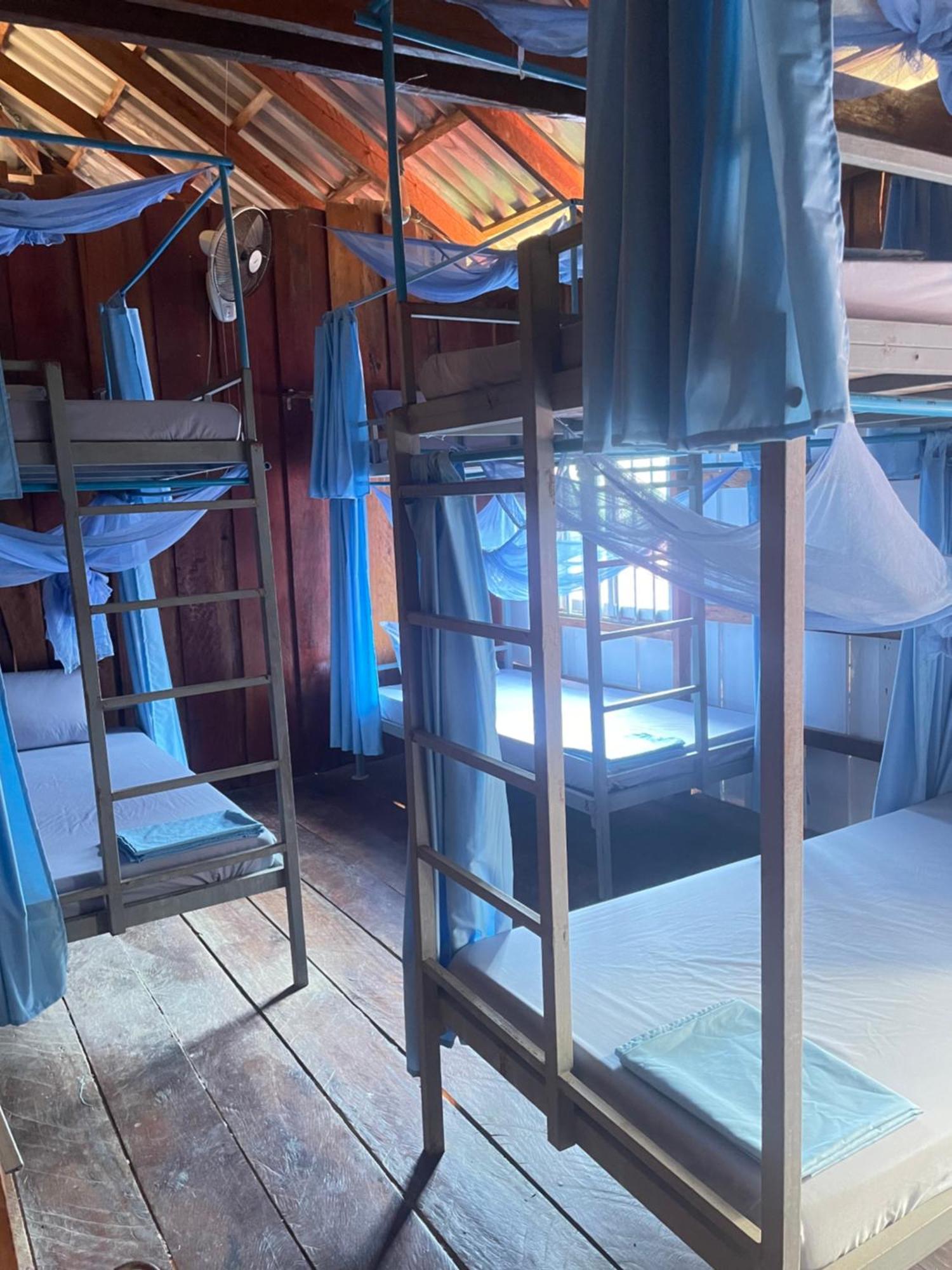 The Hornbill Hostel Ko Rong Sanloem Eksteriør bilde